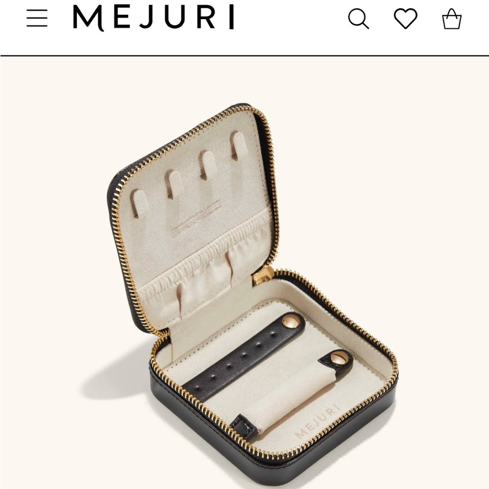 NWOT Mejuri Jewelry Travel Case Organizer Black